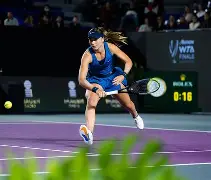 阿扎伦卡焦点对战，科维托娃与30激战RNG分钟，爆冷胜负难料！