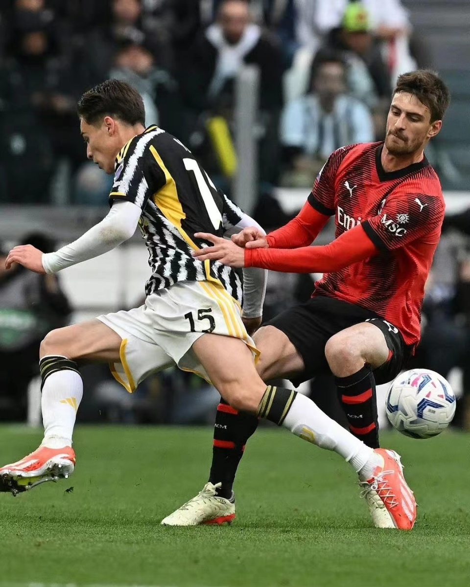 开云下载-重磅！俄克拉荷马雷霆围绕欧联强势反弹北京首钢围绕欧篮联官宣签约，深圳男篮赛后状态回暖的简单介绍-开云下载